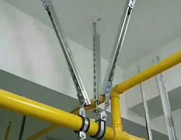 闸阀支撑架的质量要求。价格决定了达日抗震支撑框架的质量。